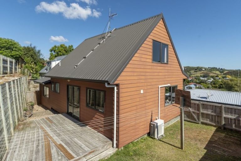 Photo of property in 19 Osprey Drive, Welcome Bay, Tauranga, 3112