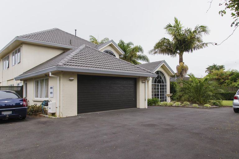 Photo of property in 21 Chippewa Place, Conifer Grove, Takanini, 2112