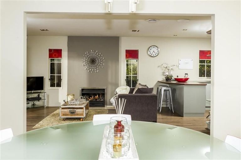 Photo of property in 7 Red Oak Place, Schnapper Rock, Auckland, 0632