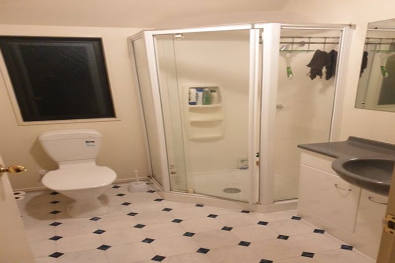 Photo of property in 122 Elizabeth Street, Riccarton, Christchurch, 8041