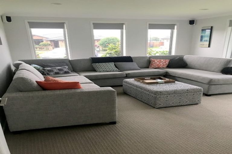 Photo of property in 35 Teal Place, Pyes Pa, Tauranga, 3112