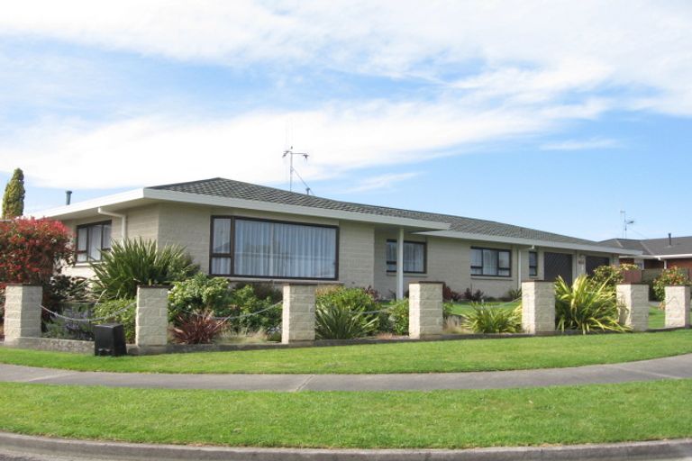 Photo of property in 16 Kakaho Drive, Tawhero, Whanganui, 4501