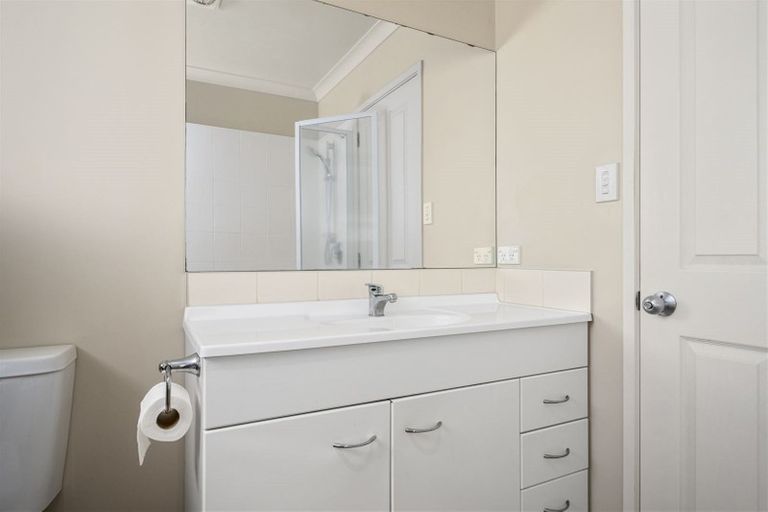 Photo of property in 10 Blossom Grove, Papamoa Beach, Papamoa, 3118