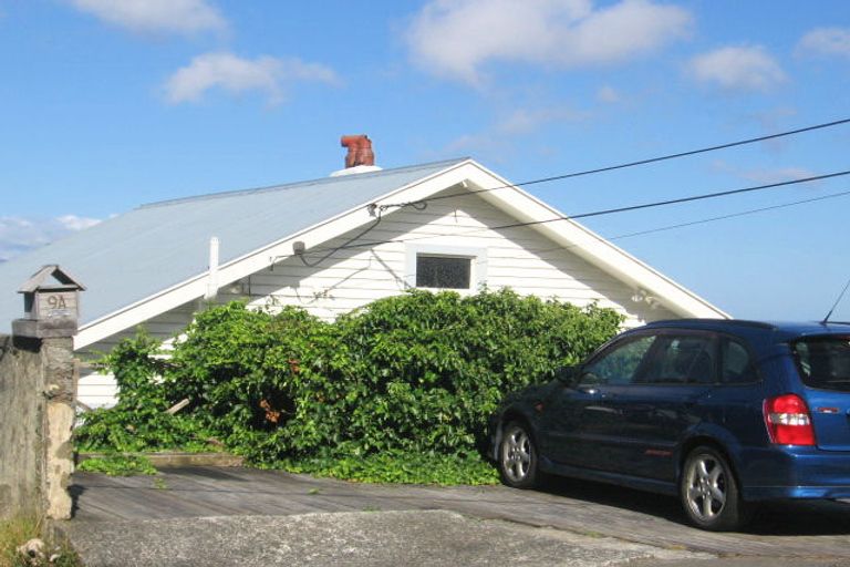 Photo of property in 9 Mitchell Street, Brooklyn, Wellington, 6021