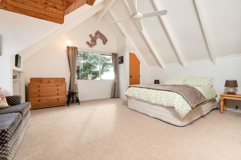 Photo of property in 71 Osprey Drive, Welcome Bay, Tauranga, 3112