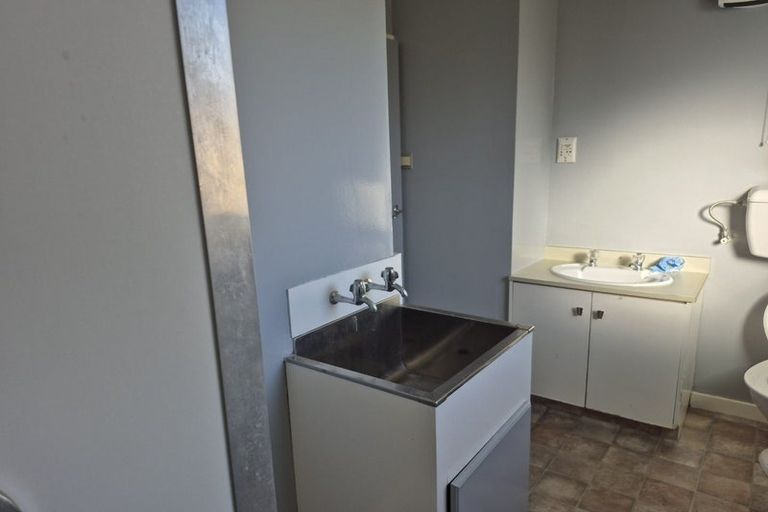 Photo of property in 1-12/71 Main Street, Mataura, 9712