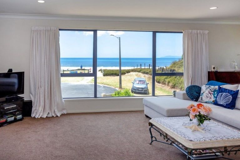 Photo of property in 20a Moray Place, Whiritoa, Whangamata, 3691