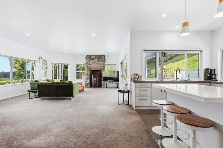 Photo of property in 40 Grant Road, Kinloch, Taupo, 3385