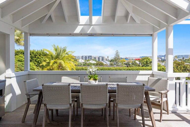 Photo of property in 42 Seaview Road, Remuera, Auckland, 1050