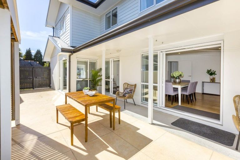 Photo of property in 16 Comeskey Grove, Elderslea, Upper Hutt, 5018