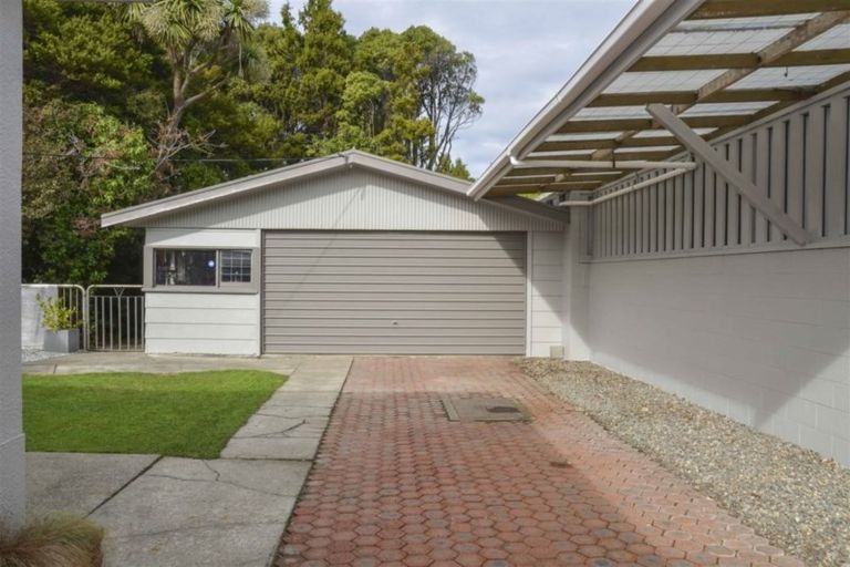 Photo of property in 23 Bryson Road, Otatara, Invercargill, 9879