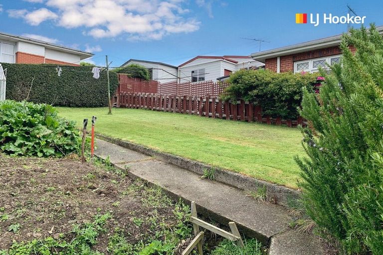 Photo of property in 25 Agnes Street, Kenmure, Dunedin, 9011