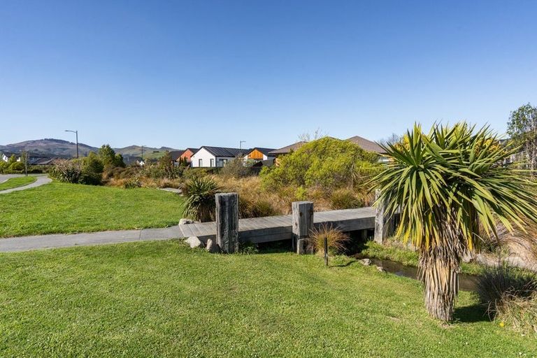 Photo of property in 19 Whitburn Avenue, Halswell, Christchurch, 8025