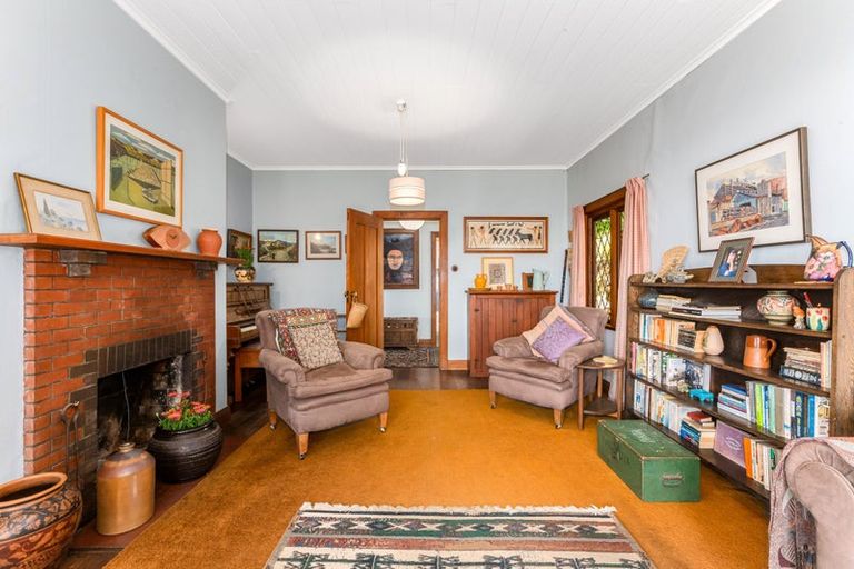 Photo of property in 455 Muritai Road, Eastbourne, Lower Hutt, 5013