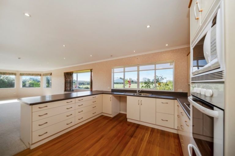 Photo of property in 281 Waihi Road, Hawera, 4673