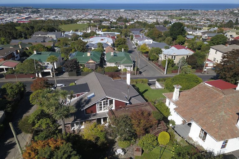 Photo of property in 10 Neidpath Road, Mornington, Dunedin, 9011