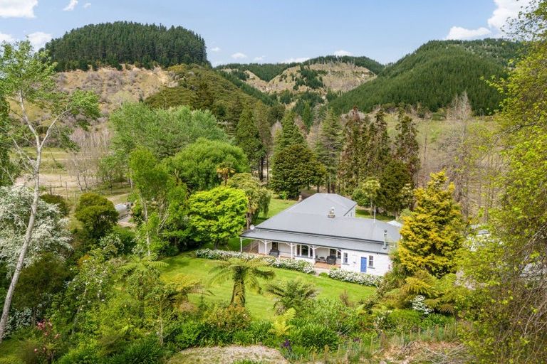 Photo of property in 1231 Aropaoanui Road, Tangoio, Napier, 4181
