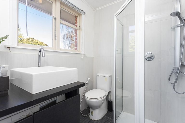 Photo of property in 172 Withells Road, Avonhead, Christchurch, 8042