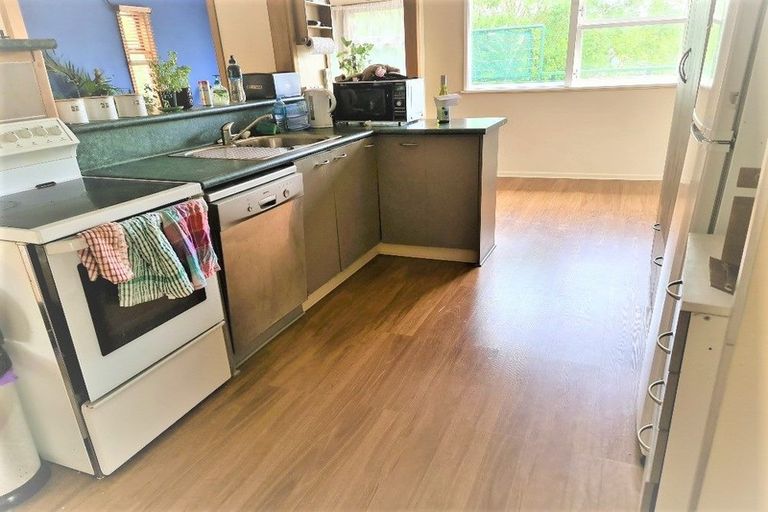 Photo of property in 1 Rosalind Road, Glenfield, Auckland, 0629