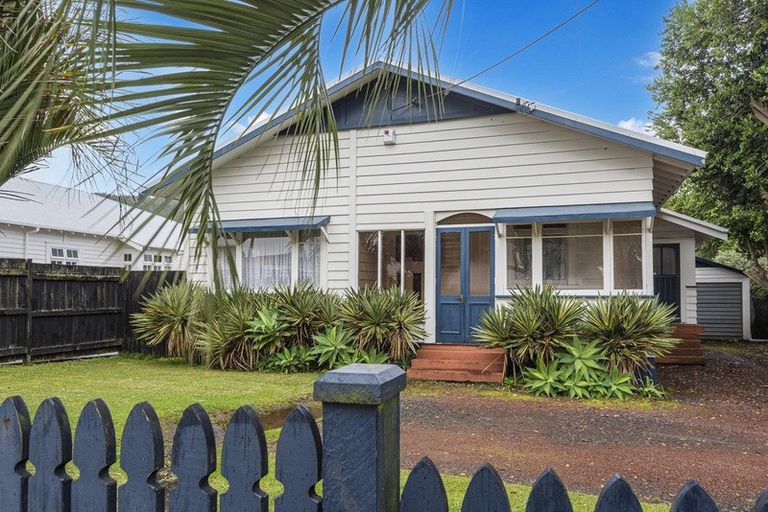 Photo of property in 72 Hatea Drive, Regent, Whangarei, 0112