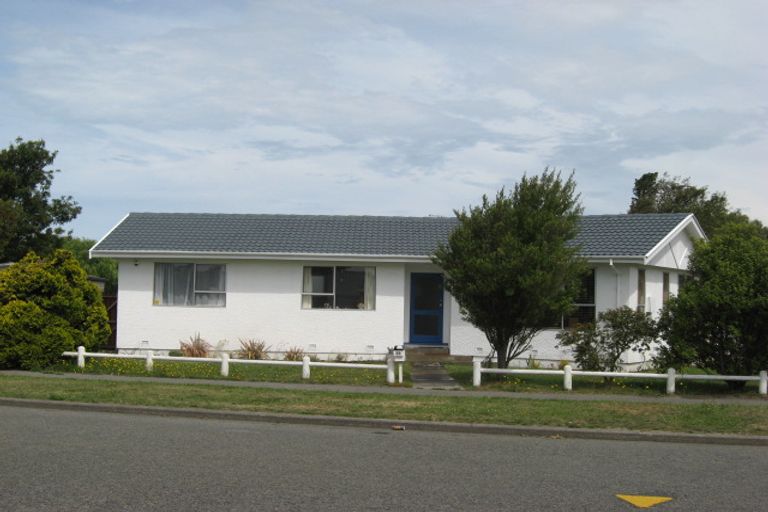 Photo of property in 35 Cradock Street, South New Brighton, Christchurch, 8062