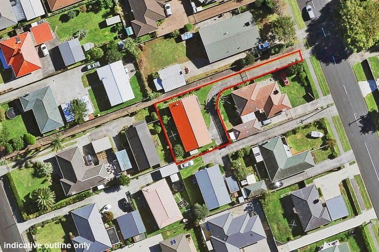 Photo of property in 2/24 Grove Road, Papakura, 2110