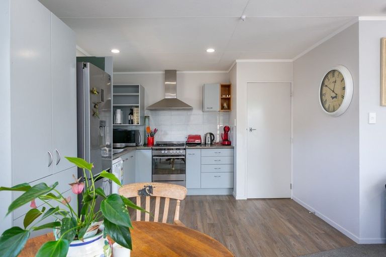 Photo of property in 7a Carlyle Street, Leamington, Cambridge, 3432