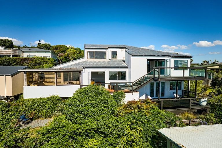 Photo of property in 120a Motuhara Road, Plimmerton, Porirua, 5026