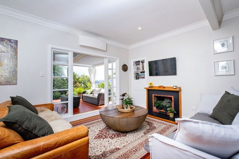 Photo of property in 6 Coleman Terrace, Hospital Hill, Napier, 4110