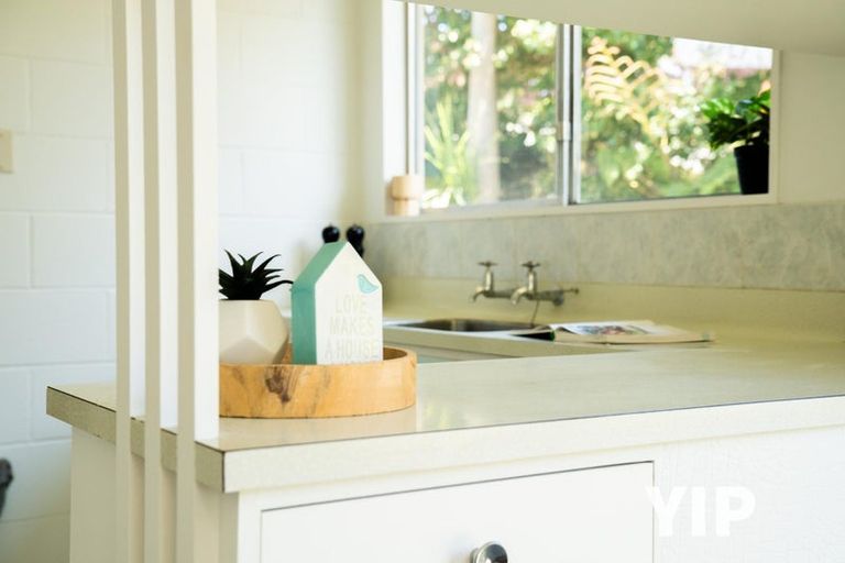 Photo of property in 16a Glen Alton Avenue, Paparangi, Wellington, 6037