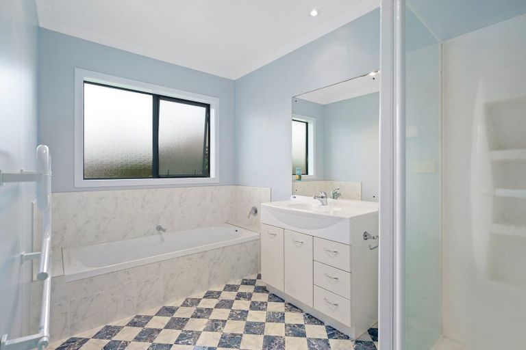 Photo of property in 8d Burr Street, Cambridge, 3434