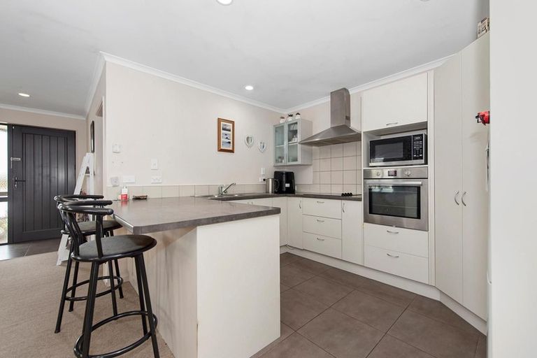 Photo of property in 3 Beckham Close, Grandview Heights, Hamilton, 3200