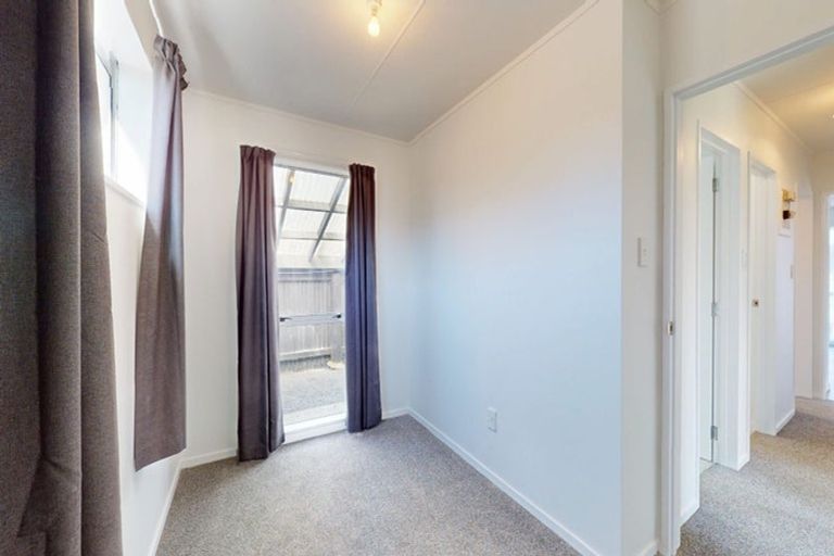 Photo of property in 65 Meadowvale Drive, Levin, 5510