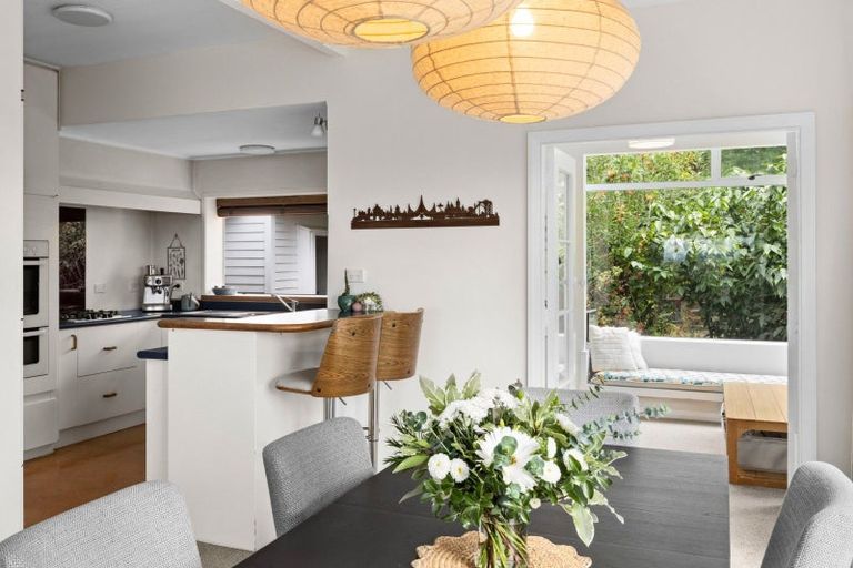 Photo of property in 9 Havelock Terrace, Hospital Hill, Napier, 4110