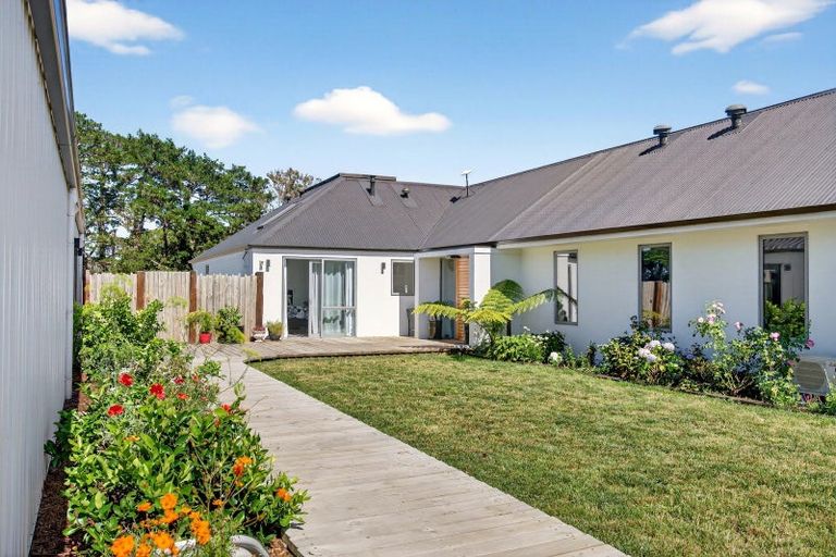 Photo of property in 20 Britton Avenue, Morison Bush, Greytown, 5794