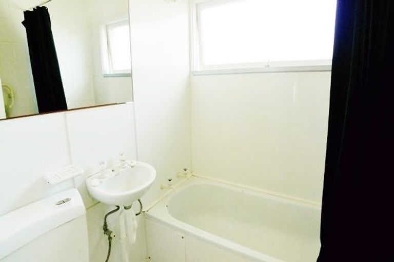 Photo of property in 4/40 Moana Avenue, Onehunga, Auckland, 1061