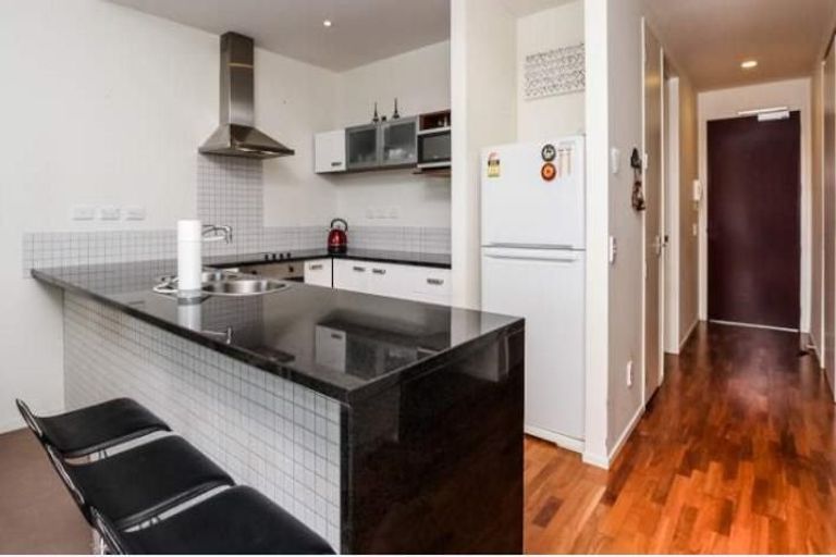 Photo of property in Zenith Apartments, 201/10 Fox Street, Parnell, Auckland, 1052