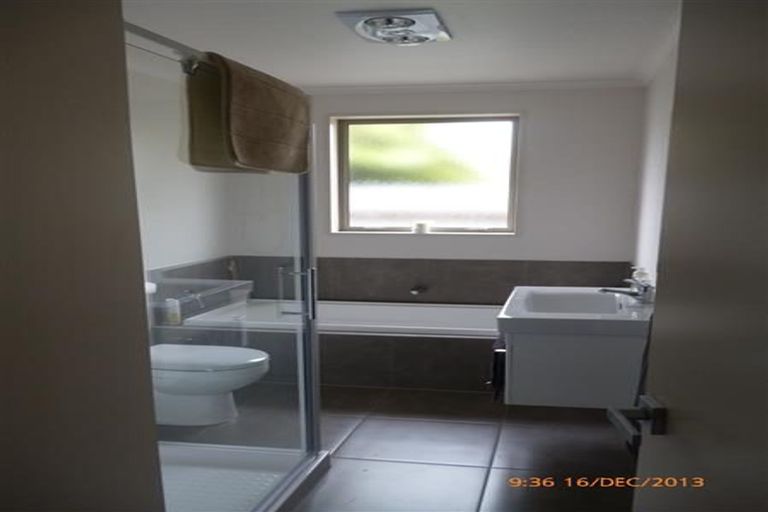 Photo of property in 13/4 Harkness Place, Westport, 7825