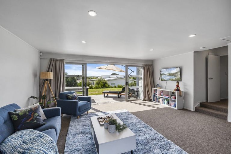 Photo of property in 28a Weka Street, Mangawhai, 0505
