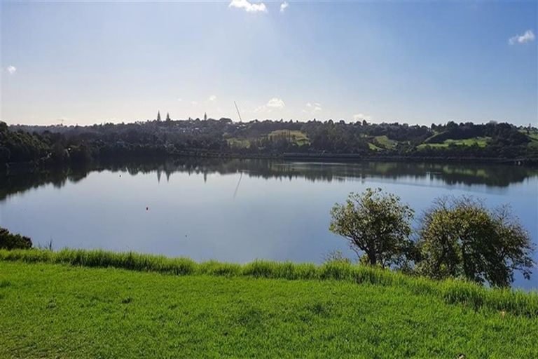 Photo of property in 1/174 Upland Road, Remuera, Auckland, 1050
