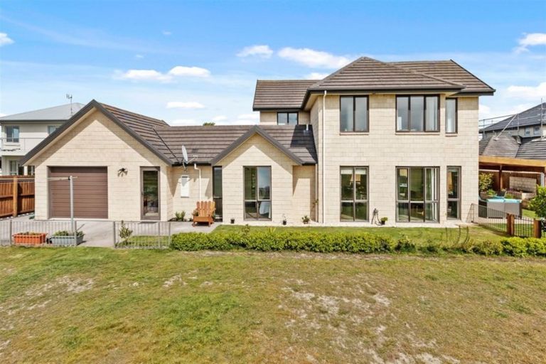 Photo of property in 540 Bower Avenue, Parklands, Christchurch, 8083