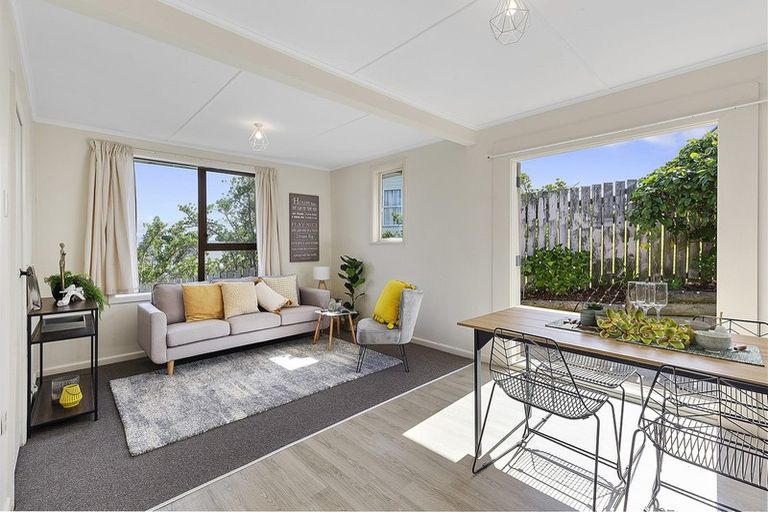 Photo of property in 20 Matatiro Street, Titahi Bay, Porirua, 5022