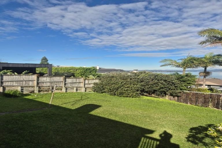 Photo of property in 24 Palmerston Road, Birkenhead, Auckland, 0626