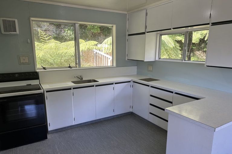 Photo of property in 9 Monmouth Way, Wilton, Wellington, 6012