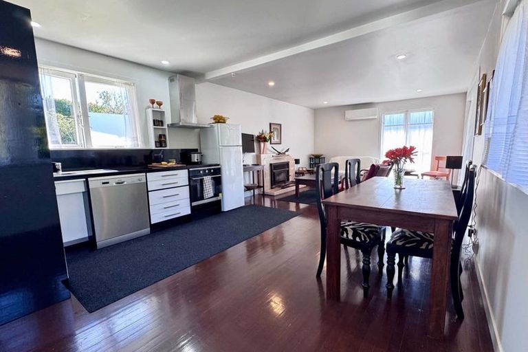 Photo of property in 51 Rodney Street, Wellsford, 0900