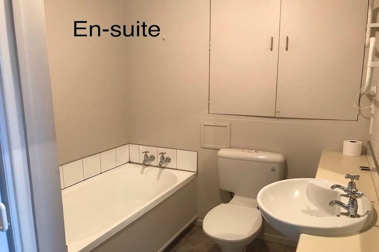 Photo of property in 452c Hagley Avenue, Christchurch Central, Christchurch, 8011