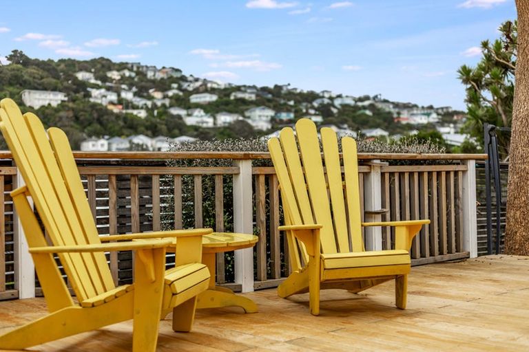 Photo of property in 24 Garfield Street, Brooklyn, Wellington, 6021