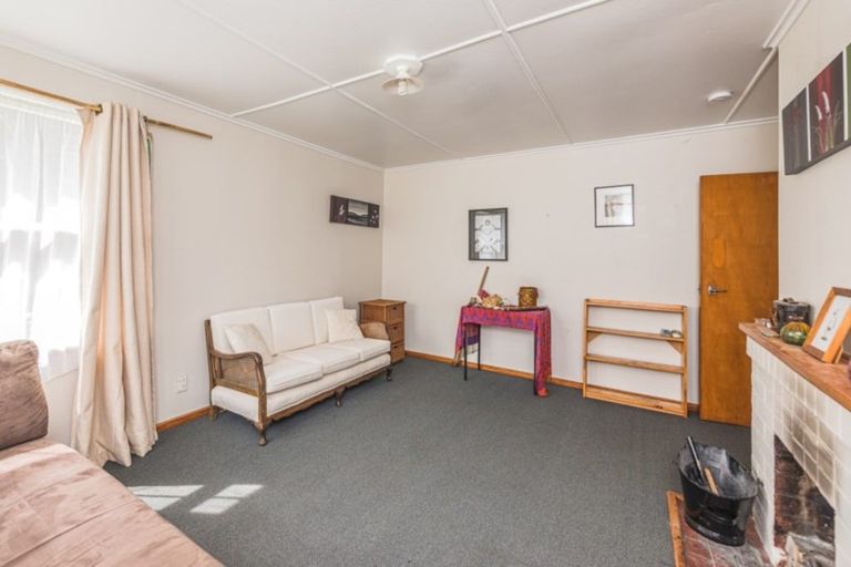 Photo of property in 73 Harper Street, Gonville, Whanganui, 4501