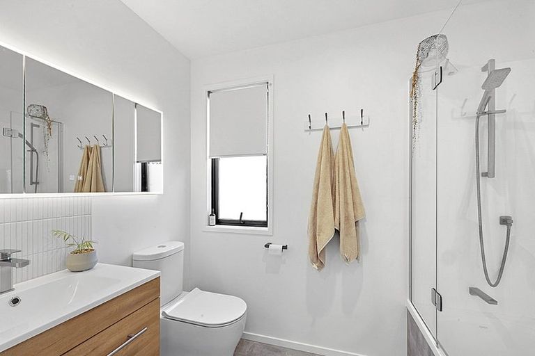 Photo of property in 36d Gaine Street, New Plymouth, 4310