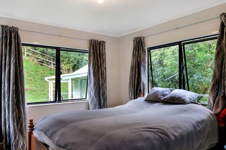 Photo of property in 23b Kennedy Grove, Stokes Valley, Lower Hutt, 5019